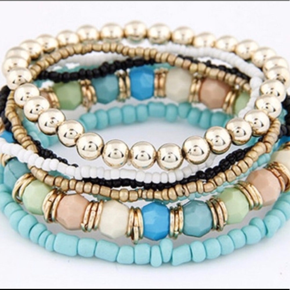 ๐Sold out ๐Seven layered beadS bracelet - Picture 1 of 6